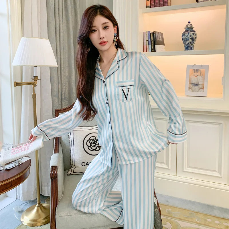 Lightweight Ice Silk Pajamas Set for Women Long-Sleeved Sleepwear Homewear Young Women's Spring Autumn Comfortable Pants Set